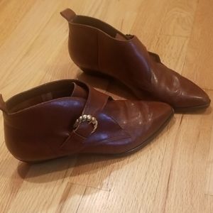 Nine West leather booties brown size 5.5